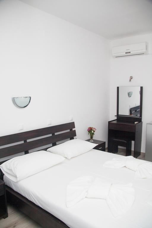 Delfini Hotel 斯科拉 外观 照片